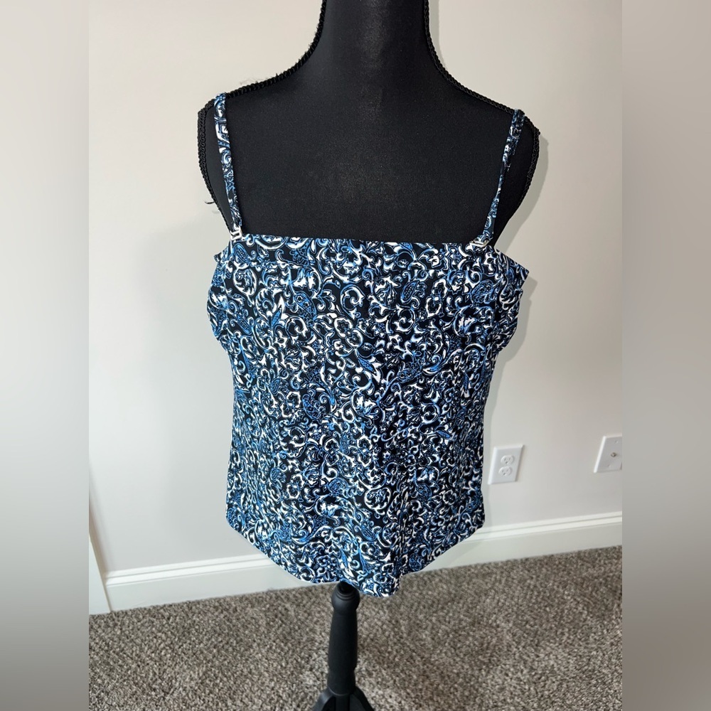 NEW Lands End Blue Pattern Tankini Top adjustable removable straps underwire bra